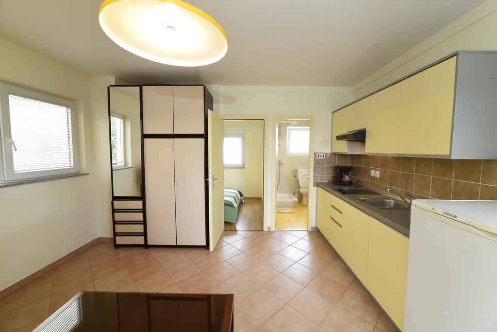 Apartments Galic Kampor Kültér fotó